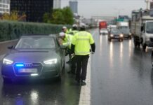 Çakar uygulamasında eski milletvekillerine ayrıcalık yok Çakar uygulamasında eski milletvekillerine ayrıcalık yok