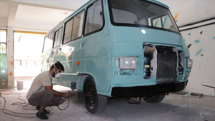 “Ülkenin hemen hemen her yerinde bine yakın aracımız var”