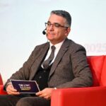 Kâmil Koç’un hikâyesi, Türkiye’nin yolculuğunun hikâyesidir…