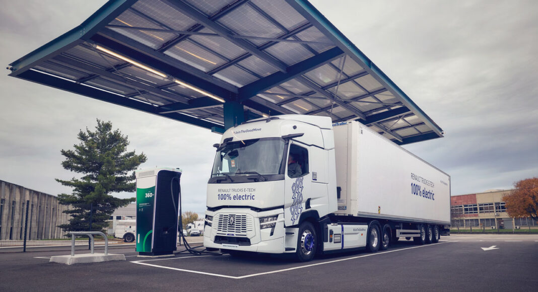 Renault Trucks, E-Tech T çekici menzilini 660 km'ye çıkardı

